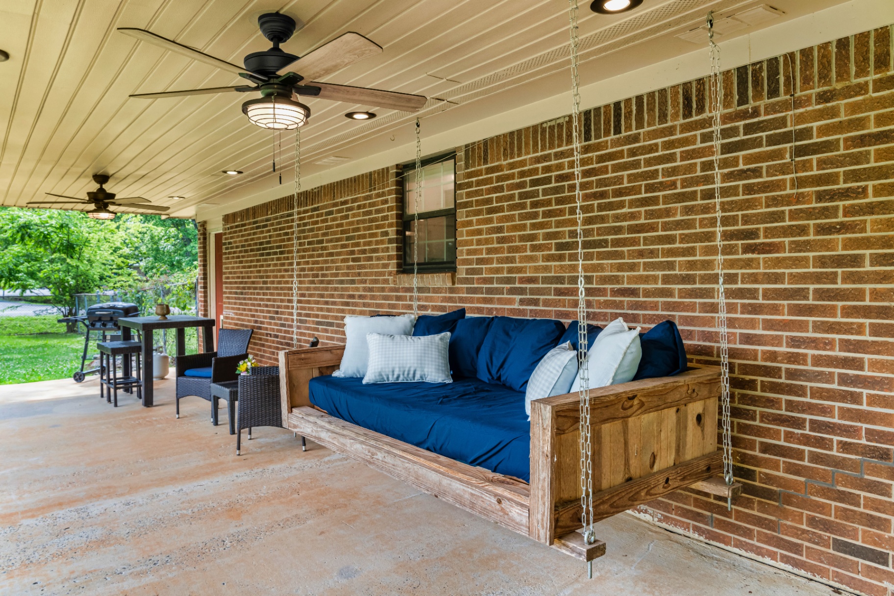 Porch swing & grill